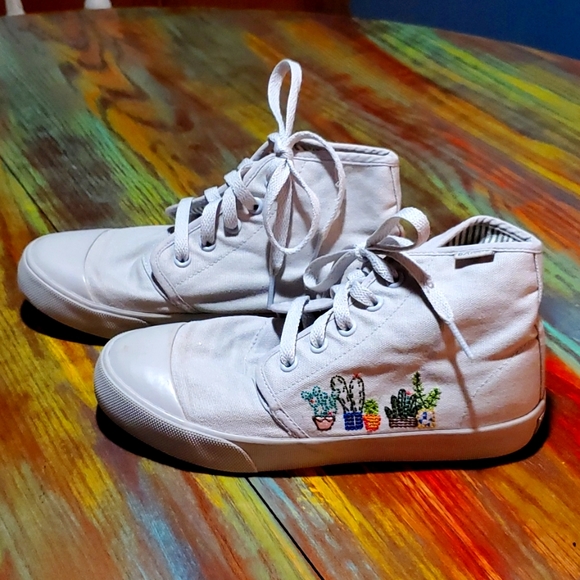 Bangs Shoes - Bangs high tops